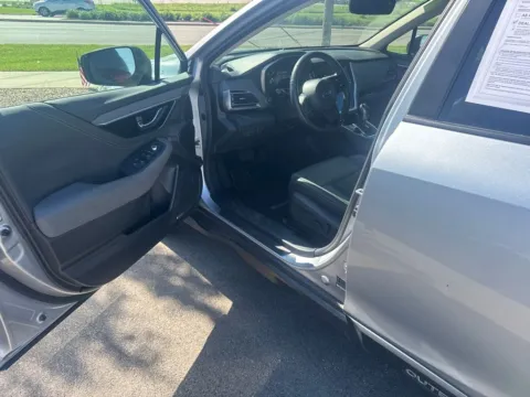 Photos of 2025 Subaru Outback Onyx Edition for sale in Cedar Rapids, IA at Cassill Motors