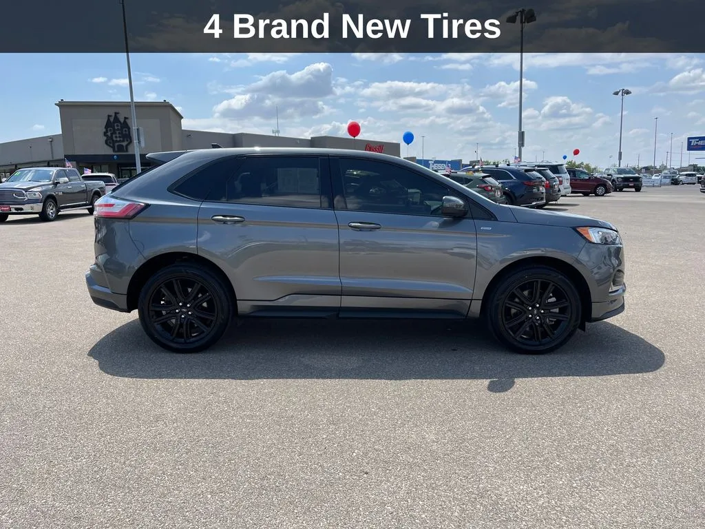 2024 Ford Edge ST-Line - Photo 8