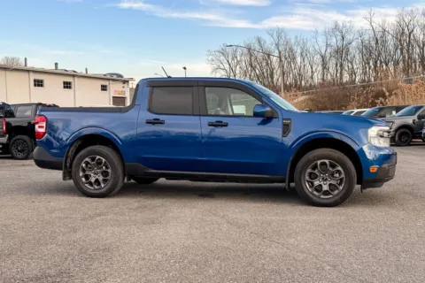 More photos of 2023 Ford Maverick XLT at Cassill Motors, IA