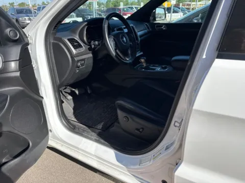 Photos of 2017 Jeep Grand Cherokee Altitude for sale in Cedar Rapids, IA at Cassill Motors