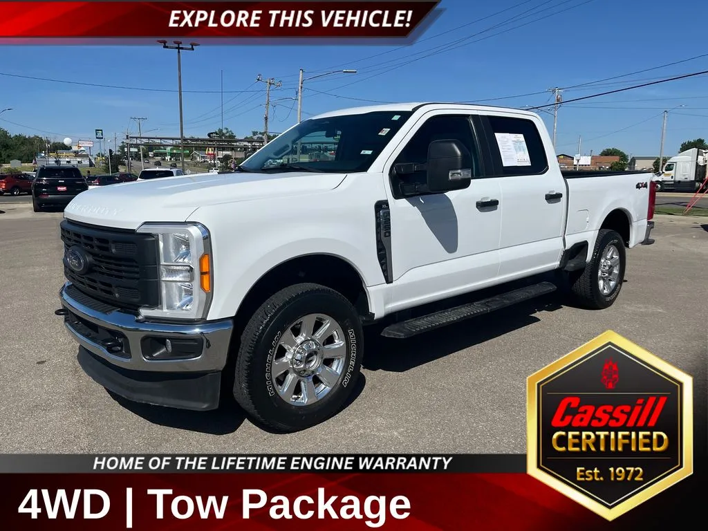 2023 Ford F-250 XL 4x4 Crew Cab 8' Box's photo