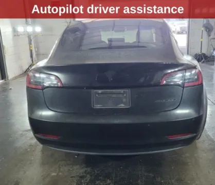 More photos of 2022 Tesla Model 3 Long Range at Cassill Motors, IA