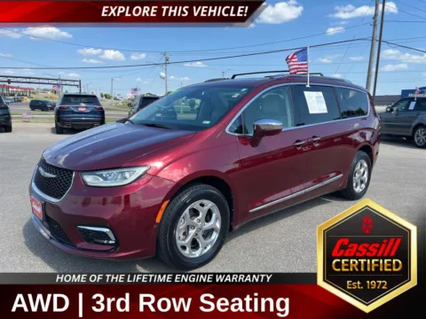 Red 2021 Chrysler Pacifica Limited for sale in Cedar Rapids, IA