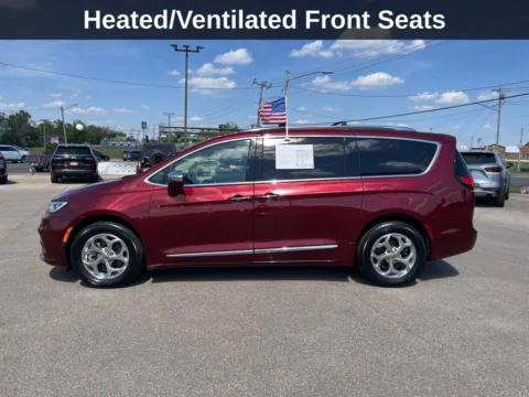 Photos of 2021 Chrysler Pacifica Limited for sale in Cedar Rapids, IA at Cassill Motors