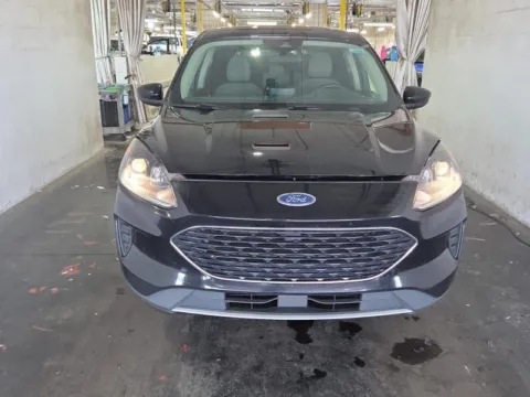 More photos of 2020 Ford Escape SE at Cassill Motors, IA