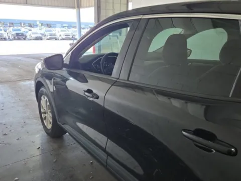 Photos of 2020 Ford Escape SE for sale in Cedar Rapids, IA at Cassill Motors