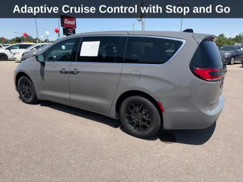 Another view of 2025 Chrysler Pacifica Select for sale in Cedar Rapids, IA at Cassill Motors
