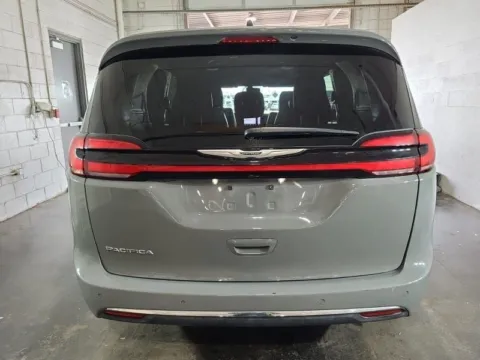 More photos of 2025 Chrysler Pacifica Select at Cassill Motors, IA