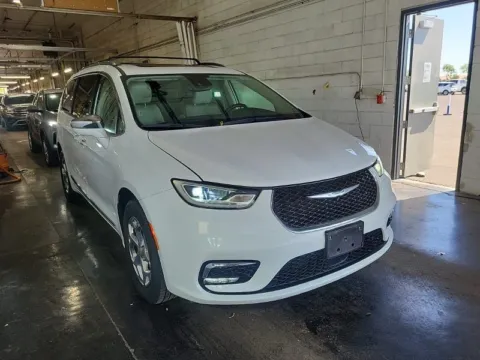 Photos of 2021 Chrysler Pacifica Limited for sale in Cedar Rapids, IA at Cassill Motors