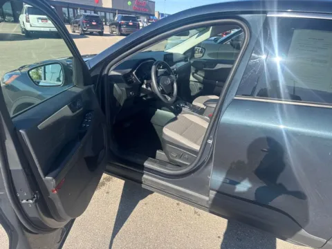 Photos of 2013 Ford Escape SEL for sale in Cedar Rapids, IA at Cassill Motors