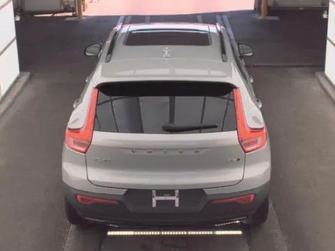 More photos of 2023 Volvo XC40 B5 Plus Dark Theme at Cassill Motors, IA