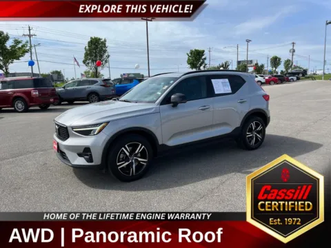 Black 2023 Volvo XC40 B5 Plus Dark Theme for sale in Cedar Rapids, IA