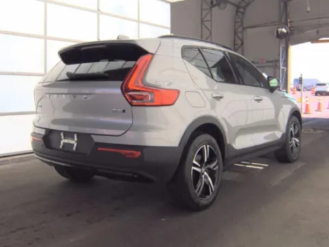 More photos of 2023 Volvo XC40 B5 Plus Dark Theme at Cassill Motors, IA