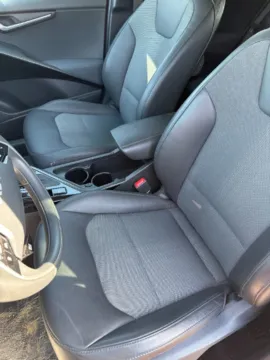 More photos of 2023 Kia Niro EX Touring at Cassill Motors, IA