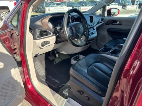 Photos of 2017 Chrysler Pacifica Touring L for sale in Cedar Rapids, IA at Cassill Motors