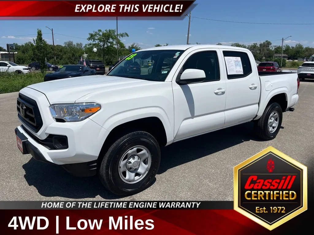 White 2023 Toyota Tacoma SR for sale in Cedar Rapids, IA