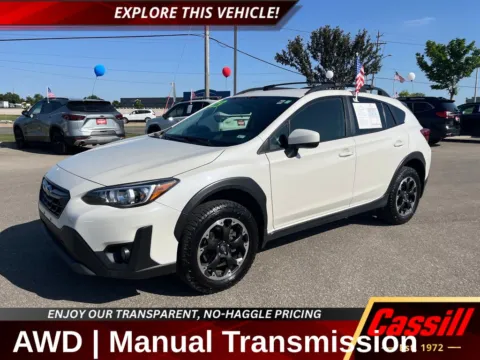 White 2023 Subaru Crosstrek Premium for sale in Cedar Rapids, IA