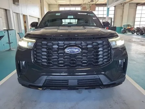 More photos of 2025 Ford Explorer ST-Line at Cassill Motors, IA