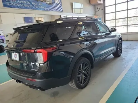 More photos of 2025 Ford Explorer ST-Line at Cassill Motors, IA