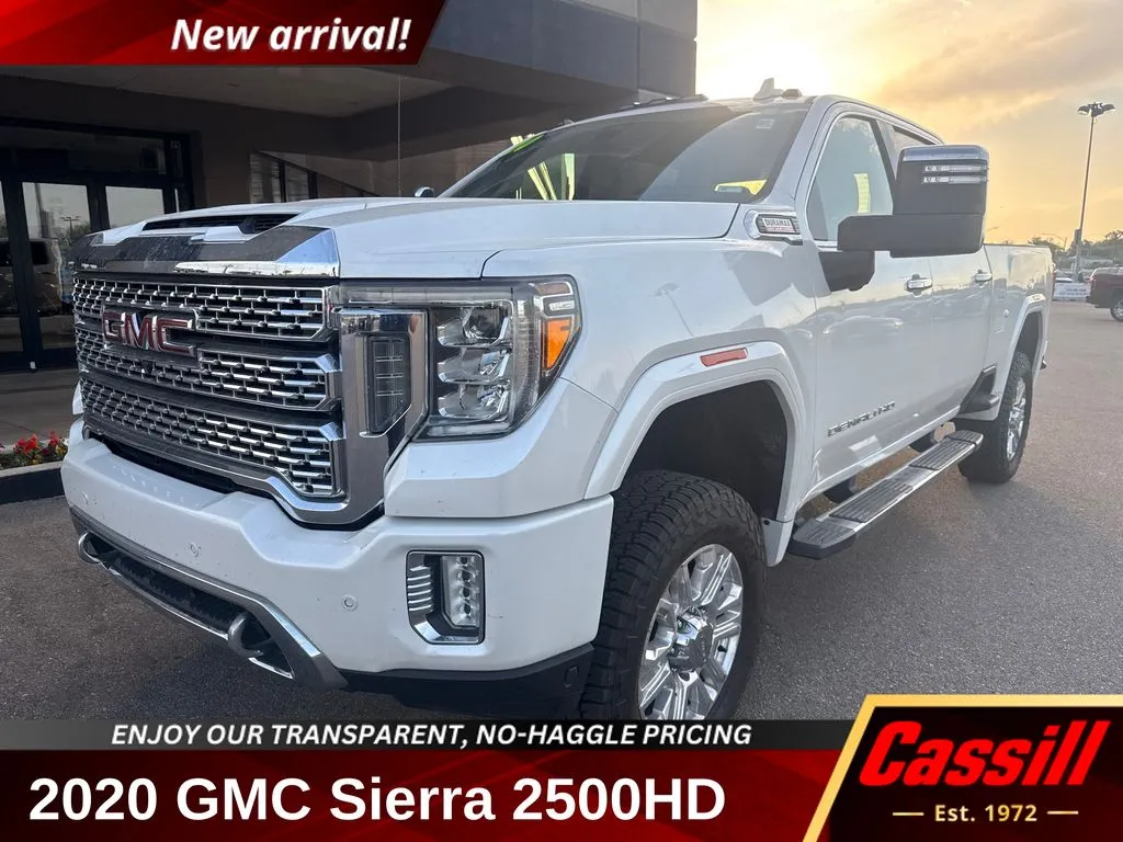 White 2020 GMC Sierra 2500HD Denali for sale in Cedar Rapids, IA