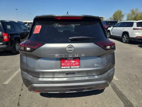 More photos of 2022 Nissan Rogue SL at Cassill Motors, IA