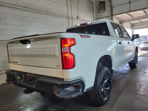 More photos of 2023 Chevrolet Silverado 1500 LT Trail Boss at Cassill Motors, IA