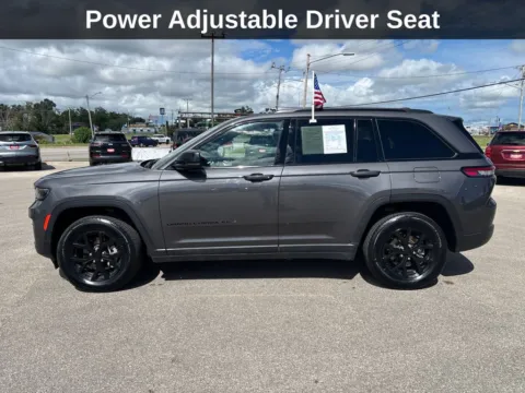 Photos of 2024 Jeep Grand Cherokee Altitude for sale in Cedar Rapids, IA at Cassill Motors