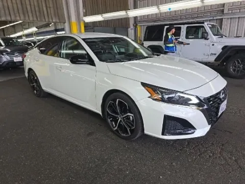 More photos of 2025 Nissan Altima 2.5 SR at Cassill Motors, IA