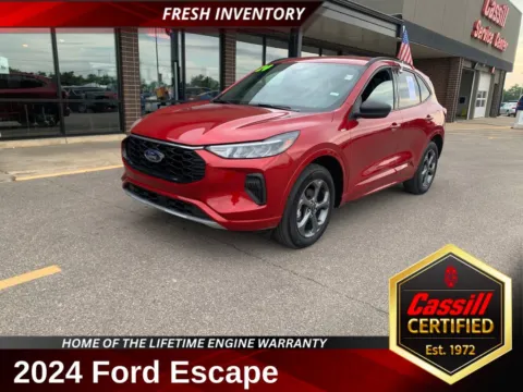 Red 2024 Ford Escape ST-Line for sale in Cedar Rapids, IA