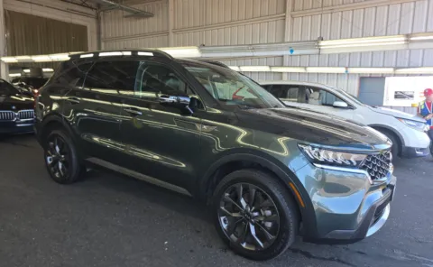 More photos of 2021 Kia Sorento EX at Cassill Motors, IA