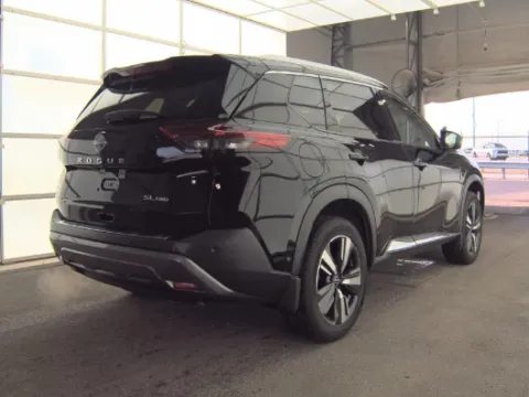 More photos of 2023 Nissan Rogue SL at Cassill Motors, IA