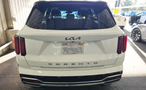 Another view of 2022 Kia Sorento S for sale in Cedar Rapids, IA at Cassill Motors