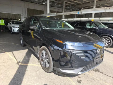 More photos of 2025 Nissan Murano SL at Cassill Motors, IA