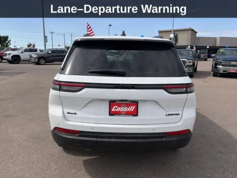More photos of 2023 Jeep Grand Cherokee Limited at Cassill Motors, IA