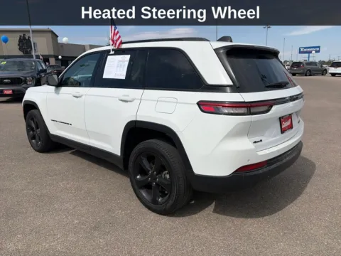 Another view of 2023 Jeep Grand Cherokee Limited for sale in Cedar Rapids, IA at Cassill Motors