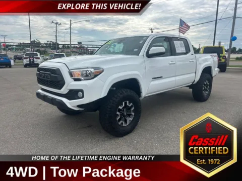 White 2022 Toyota Tacoma SR5 for sale in Cedar Rapids, IA