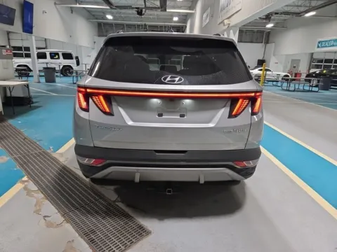 More photos of 2023 Hyundai Tucson Hybrid Limited at Cassill Motors, IA