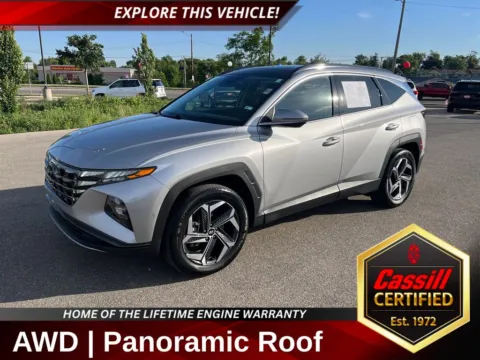 Silver 2023 Hyundai Tucson Hybrid Limited for sale in Cedar Rapids, IA