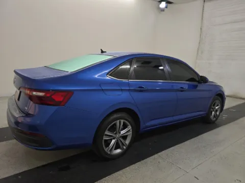 More photos of 2023 Volkswagen Jetta 1.5T SE at Cassill Motors, IA