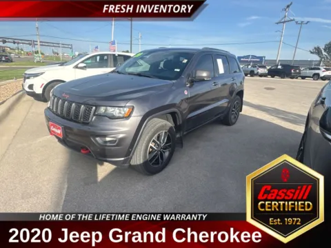 Gray 2020 Jeep Grand Cherokee Trailhawk for sale in Cedar Rapids, IA