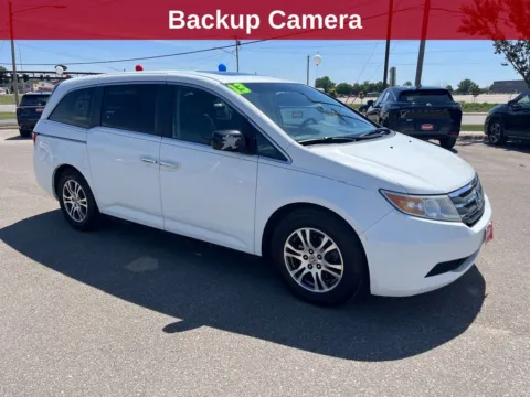 More photos of 2013 Honda Odyssey EX-L at Cassill Motors, IA