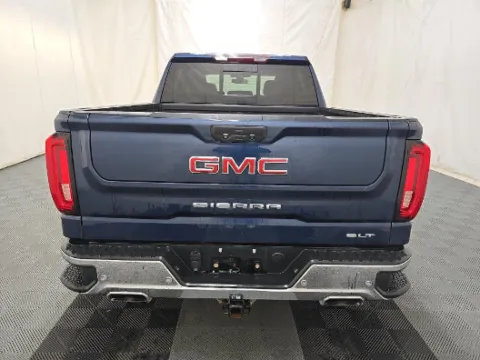 More photos of 2020 GMC Sierra 1500 SLT at Cassill Motors, IA