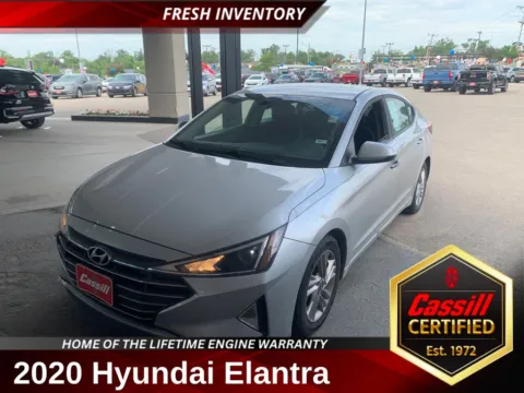 Silver 2020 Hyundai Elantra SEL for sale in Cedar Rapids, IA