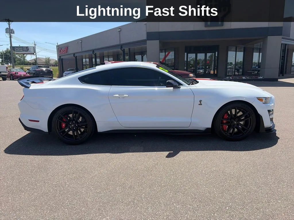 2022 Ford Mustang Shelby GT500 - Photo 7