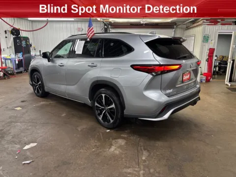 Another view of 2021 Toyota Highlander XSE for sale in Cedar Rapids, IA at Cassill Motors