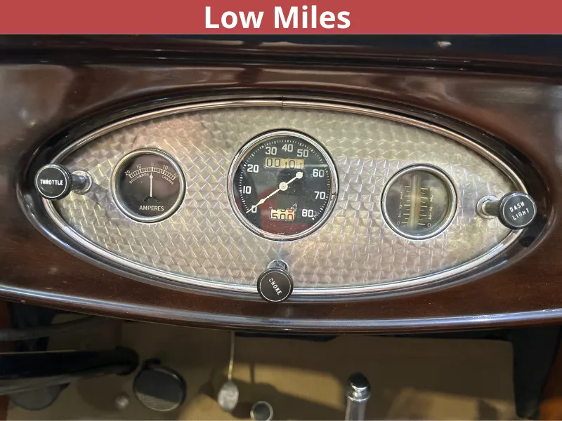 Ford Roadster photo 14