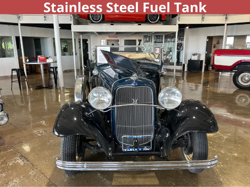 Ford Roadster photo 9