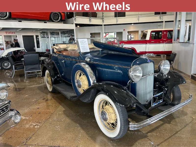 Ford Roadster photo 8