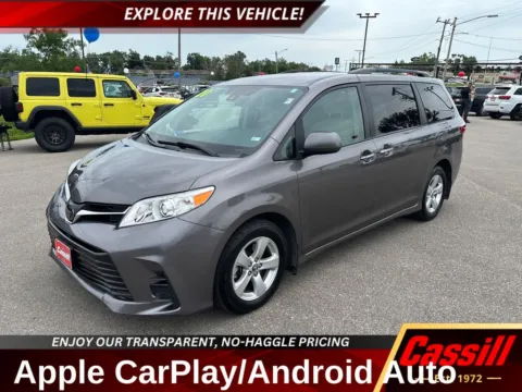 Gray 2020 Toyota Sienna LE for sale in Cedar Rapids, IA