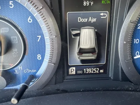 More photos of 2020 Toyota Sienna LE at Cassill Motors, IA